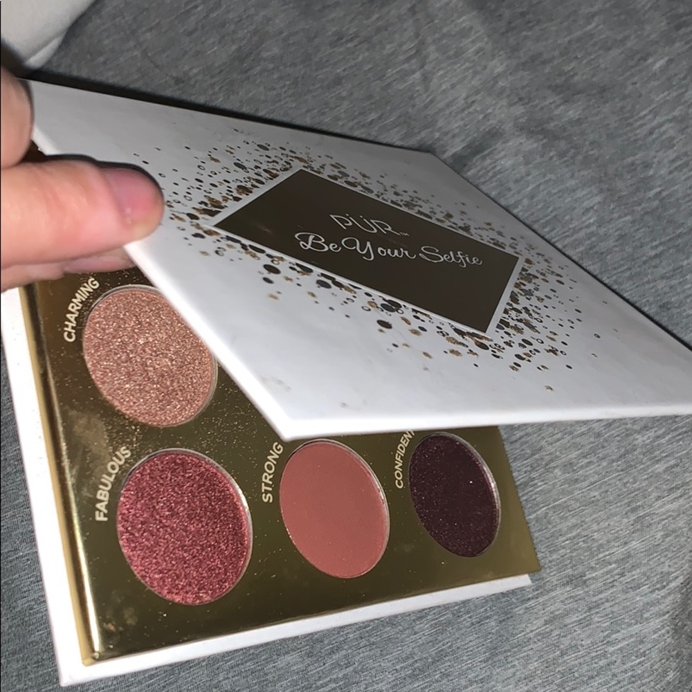 PUR eyeshadow palette